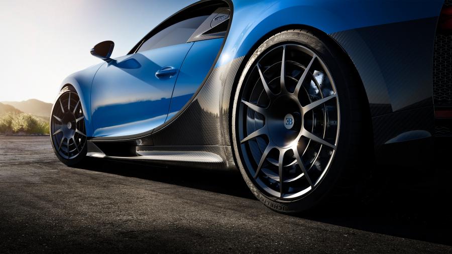 Детали экстерьера Bugatti Chiron Pur Sport 2020 года  (фото 27 из 44)